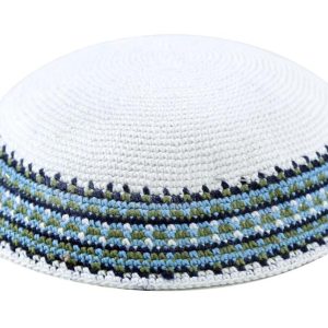 כיפה ד.מ.צ. 16 ס"מ רקע לבן עיטורים טורקיז ירוק זית ושחור