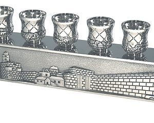 חנוכיה-ניקל-עם-פמוטים-ירושלים-מפוארת