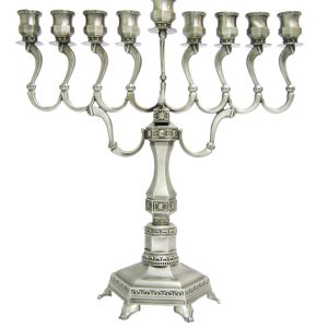 חנוכיה "יהלום" צפוי פיוטר