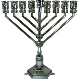 חנוכיית חבד ניקל משובצת אבנים לבנות גודל 28 ס"מ