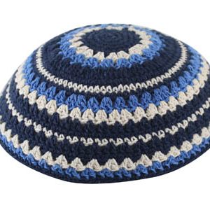 כיפה סרוגה שטיח 20 ס"מ כחול כהה כחול בהיר ובז'