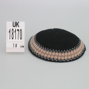 צצ כיפה ד.מ.צ. שחור עם פס אפור 18 ס"מ