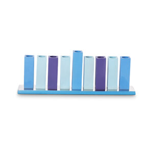 חנוכייה אלומיניום מהודרת עם קנים גווני כחול 11x30 ס"מ