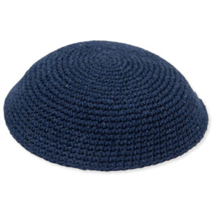 כיפה סרוגה 19 ס"מ כחול כהה חלק - 12 יח